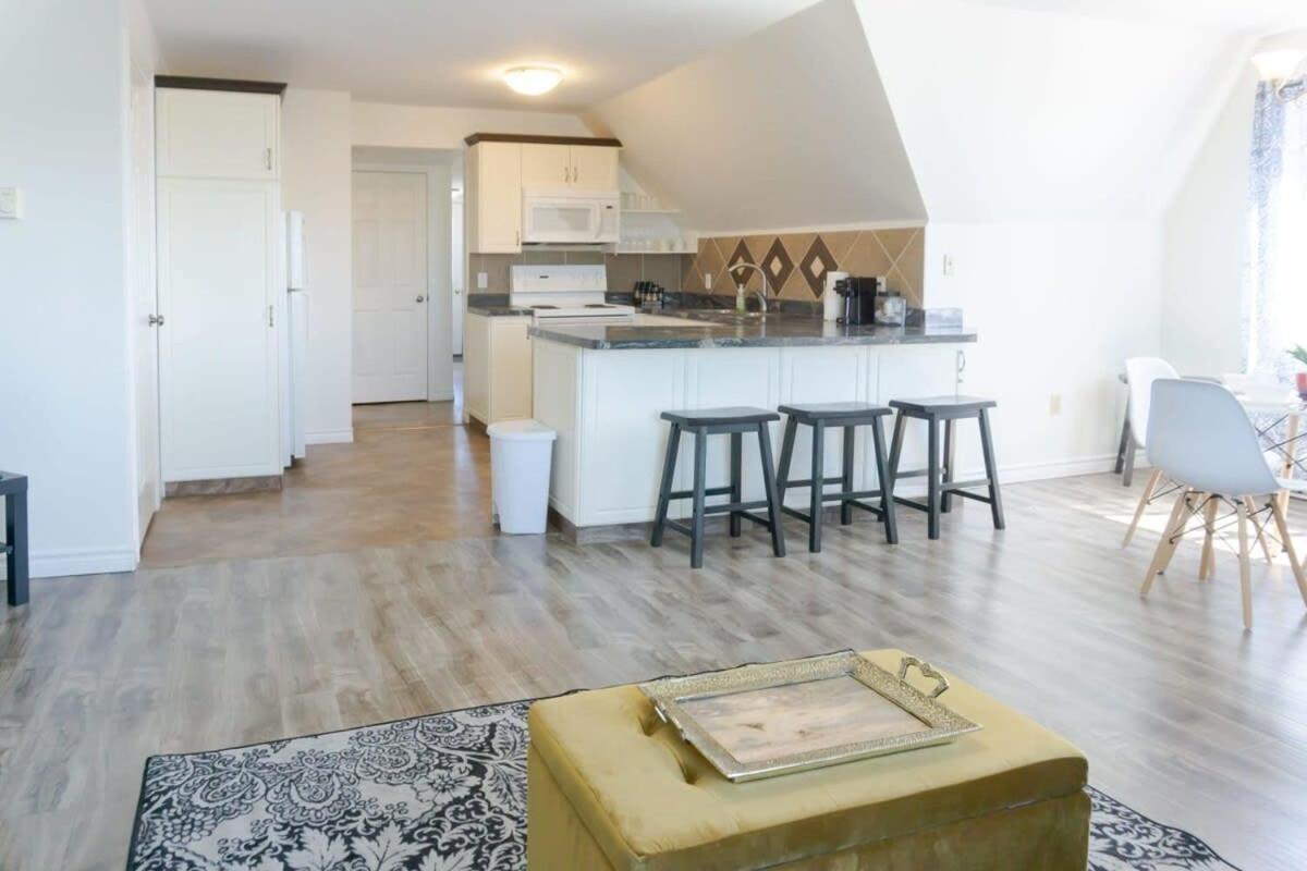 Amazing Location In Saint John 2 Bedroom Modern Parking New Kültér fotó