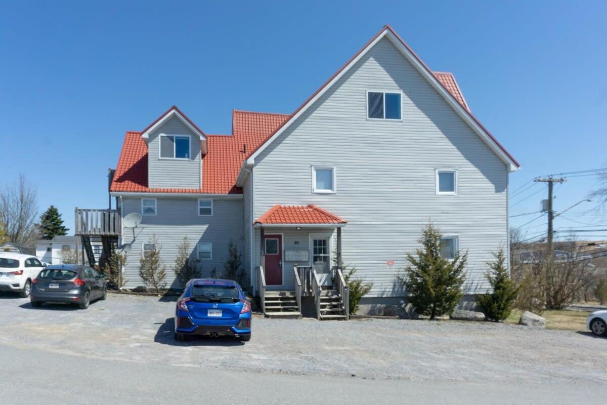 Amazing Location In Saint John 2 Bedroom Modern Parking New Kültér fotó